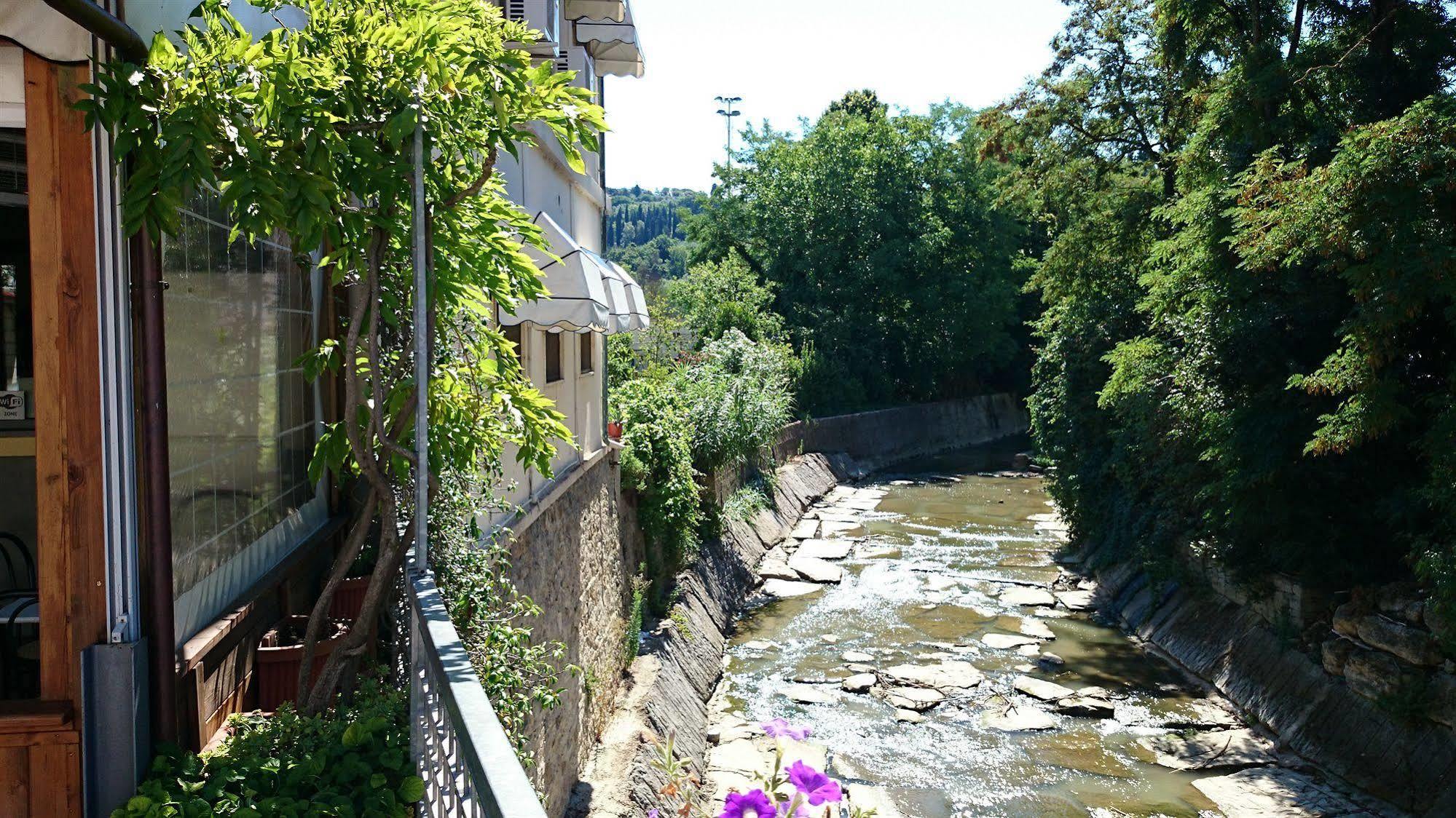 Hotel Sul Ponte Florence Ngoại thất bức ảnh